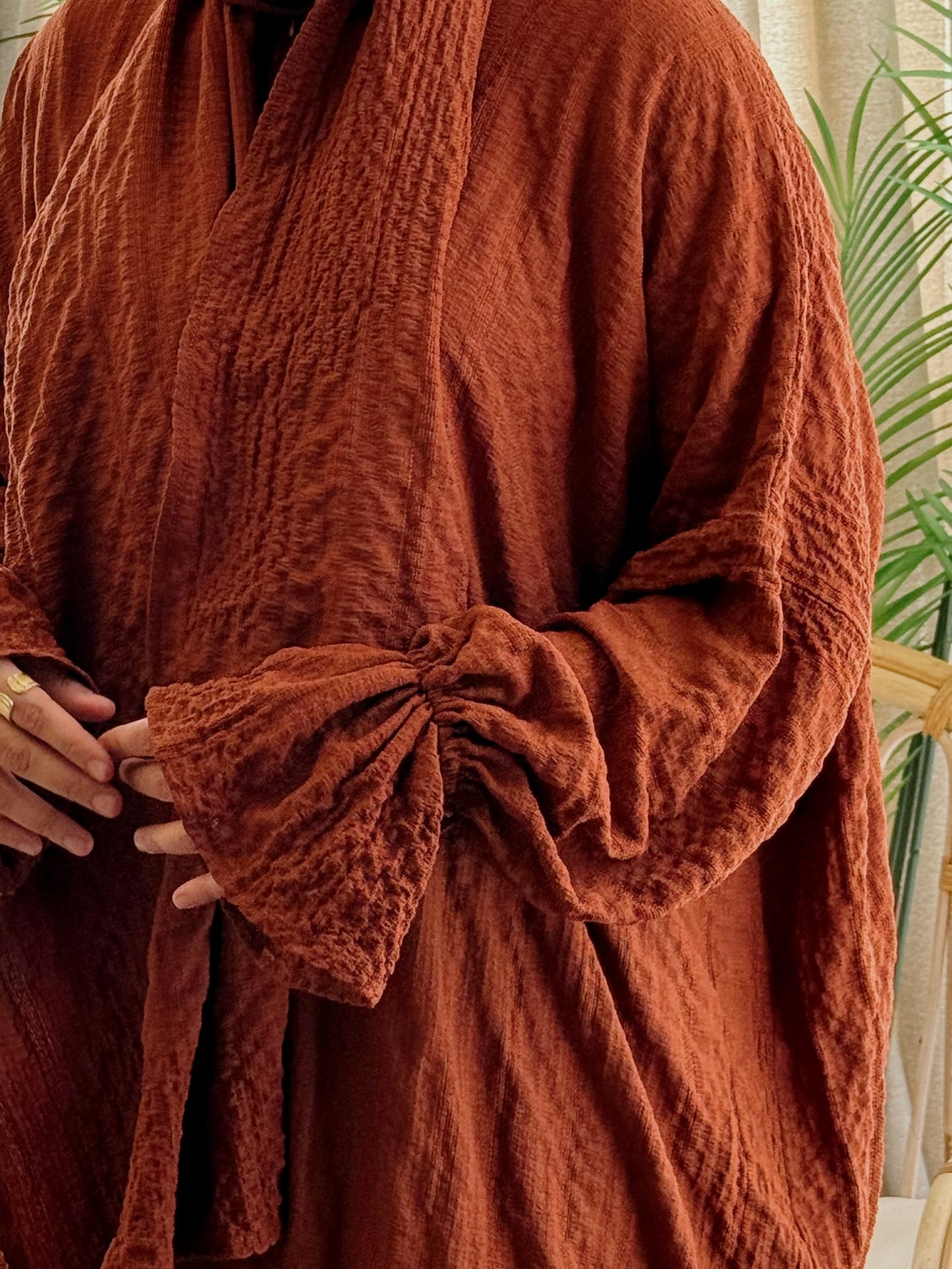 Crushed Cotton Isdal- Reddish Brown