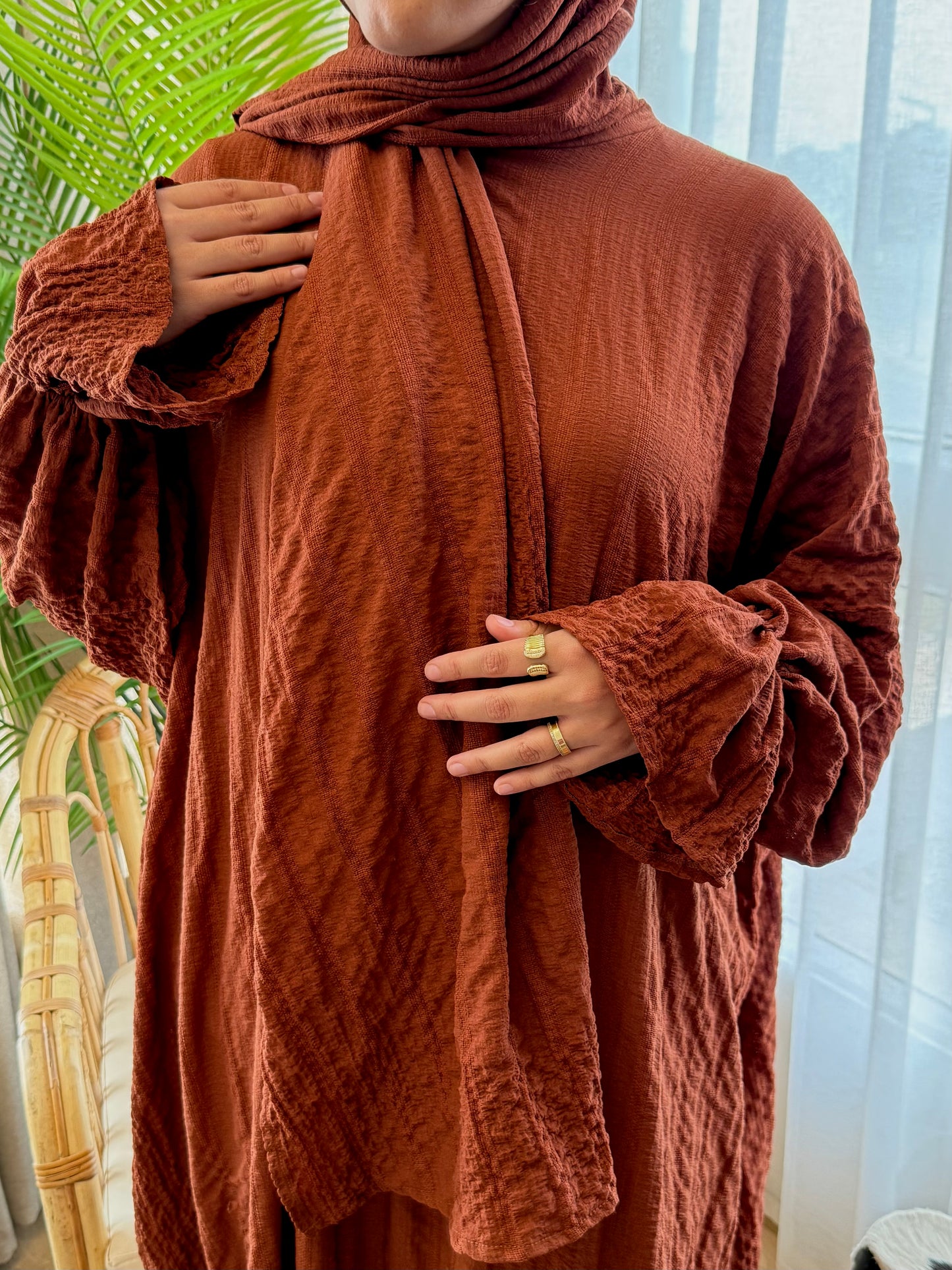Crushed Cotton Isdal- Reddish Brown
